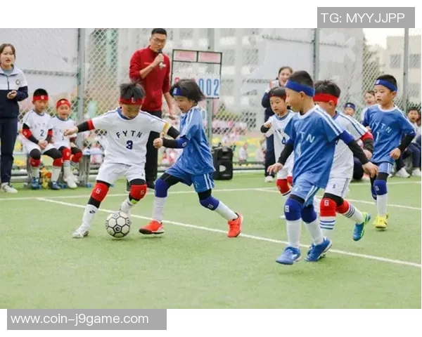 贝乐康足球培训助力孩子成长培养团队精神与运动技能的完美选择